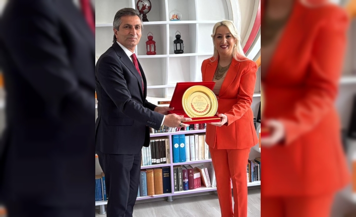 Erbaa’da Kütüphaneler Haftası’na Anlamlı Kutlama: 10 Bin Kitaplı Dev Kütüphane