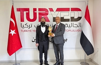 Akif Manaf’a “Yemen-Türkiye Dostluk ve Barış Ödülü” Verildi